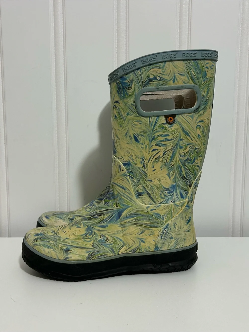 Bogs rubber rain boots blue green marble